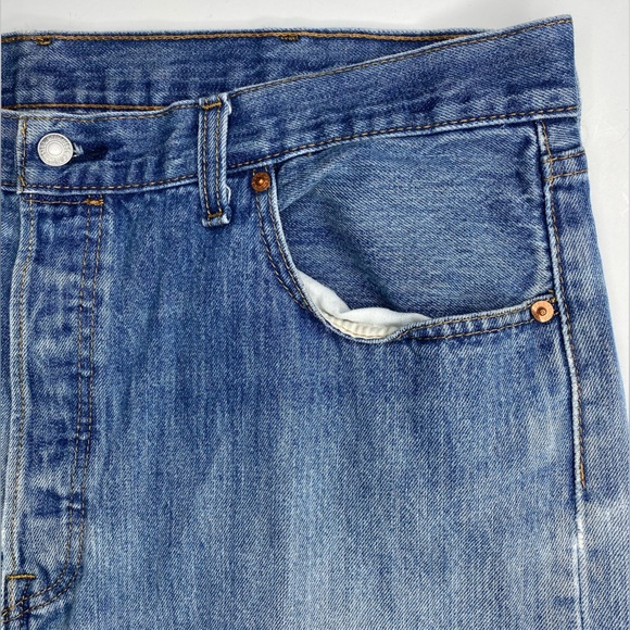 Levi’s 501’s Distressed Sz 40x32 (Measures 40x30) - Picture 3 of 9